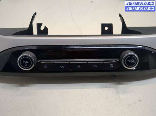 купить Панель управления магнитолой на Ford Escape 2019-2022