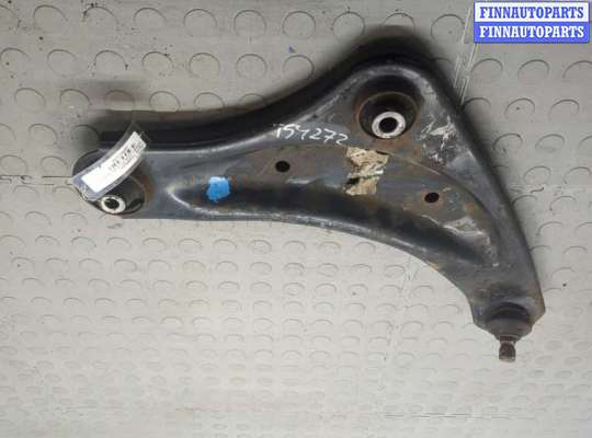 Рычаг подвески на Nissan Juke