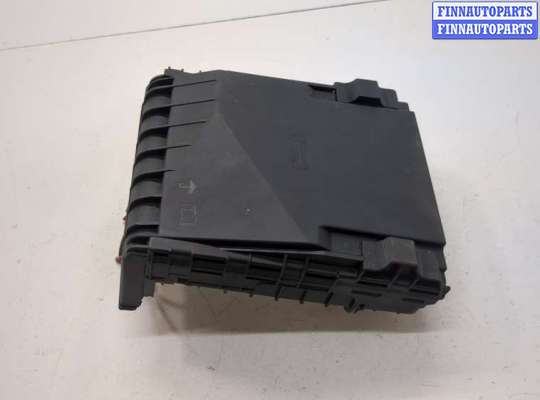 Блок предохранителей VG2754778 на Volkswagen Passat 6 2005-2010