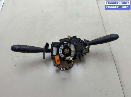 Переключатель поворотов и дворников (стрекоза) RN1446257 на Renault Kangoo 1998-2008