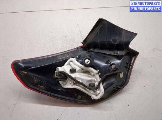 Фонарь задний на Opel Astra J