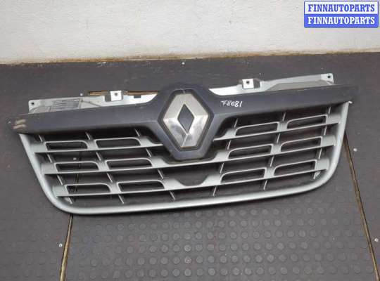 купить Решетка радиатора на Renault Master 2010-