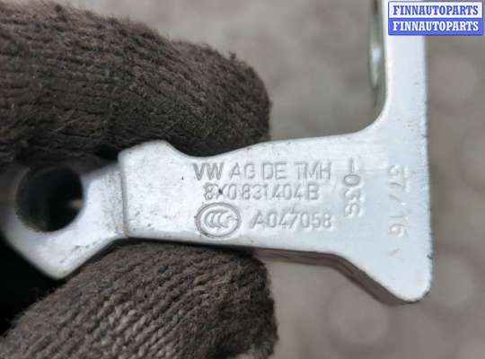 купить Петля двери на Audi Q3 2011-2018