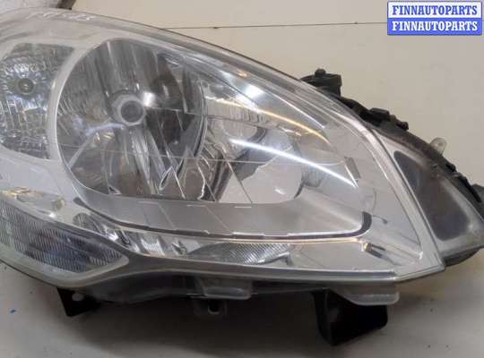 Фара передняя на Peugeot Partner II Tepee