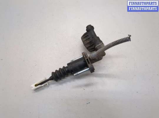 Цилиндр сцепления главный OP2388647 на Opel Vectra C 2002-2008