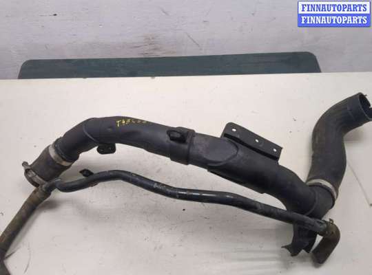 Патрубок интеркулера VG2319558 на Volkswagen Passat 7 2010-2015 Европа