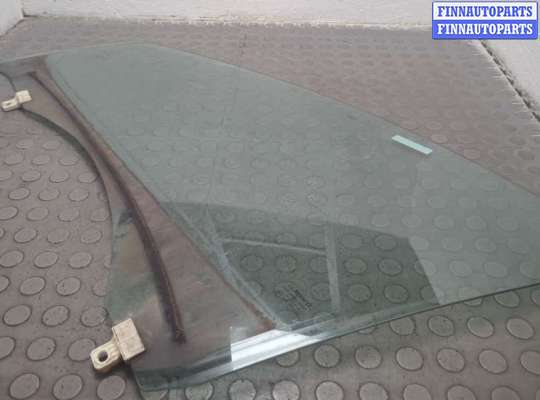 Стекло боковое двери на Renault Megane III