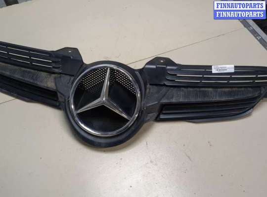 Решетка радиатора на Mercedes-Benz SLK (R171)