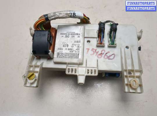 купить Блок предохранителей на Ford C-Max 2002-2010