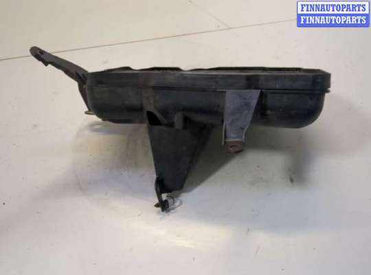 купить Корпус блока предохранителей на Ford Escape 2015-2019