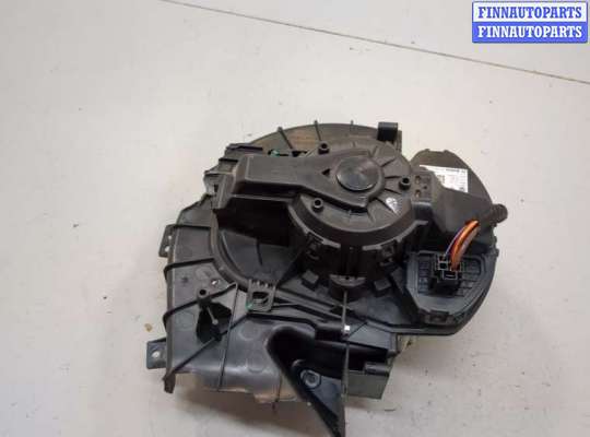 купить Двигатель отопителя (моторчик печки) на Volkswagen Touareg 2010-2014