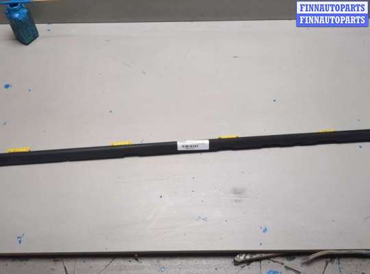 Молдинг стекла (боковое) HD493169 на Honda CR-V 2001-2006