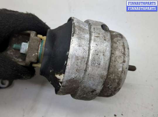 купить Подушка крепления двигателя на Audi A4 (B6) 2000-2006