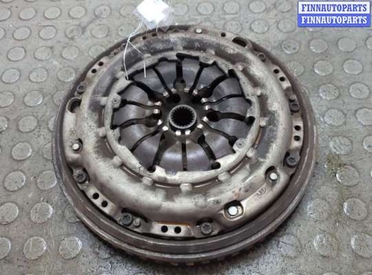 Маховик RN1566407 на Renault Megane 3 2009-2016