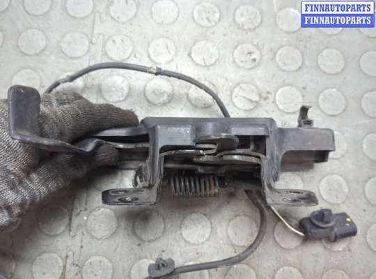 Замок капота на Hyundai Sonata VII (LF)