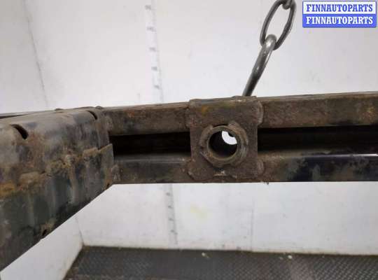 купить Усилитель бампера на Nissan Qashqai 2006-2013