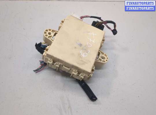 Блок предохранителей TT896577 на Lexus RX 2003-2009