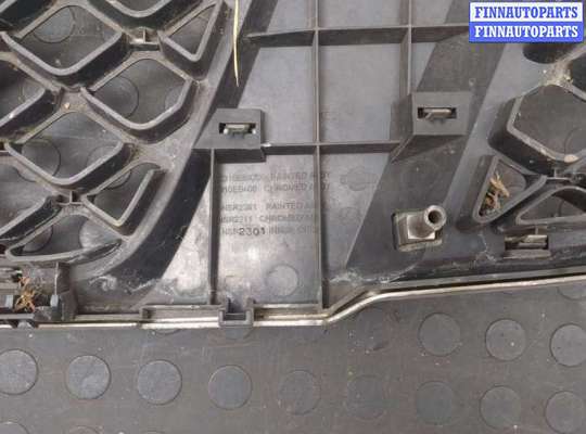 купить Решетка радиатора на Nissan Pathfinder 2004-2014