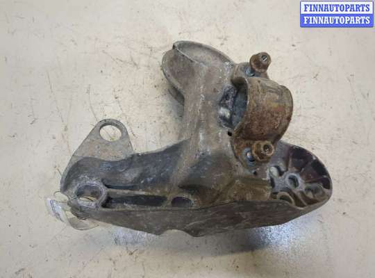 купить Кронштейн (лапа крепления) на Volkswagen Passat 5 2000-2005