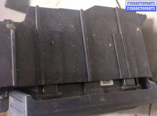 купить Блок предохранителей на Opel Insignia 2017-2022