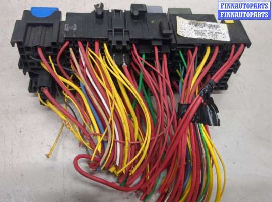 купить Блок предохранителей на Renault Trafic 2014-2025