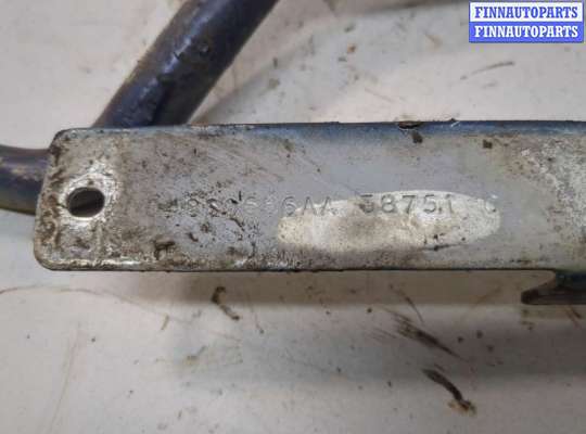 купить Петля капота на Chrysler Voyager 2000-2007