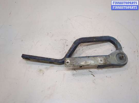 купить Петля капота на Chrysler Voyager 2000-2007