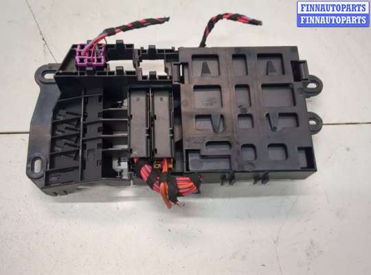 купить Блок предохранителей на Audi A6 (C6) 2004-2011