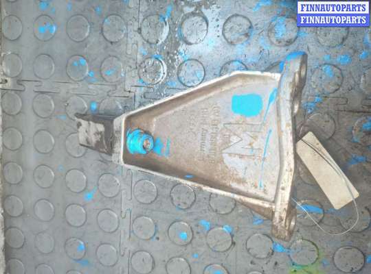 купить Кронштейн КПП на Volkswagen Passat 5 2000-2005
