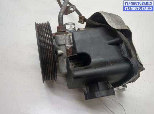 Насос гидроусилителя руля (ГУР) MB1577223 на Mercedes C W203 2000-2008