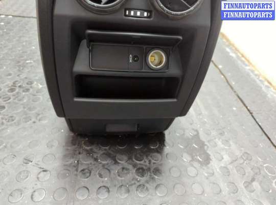 купить Консоль салона (кулисная часть) на Land Rover Discovery 3 2004-2009