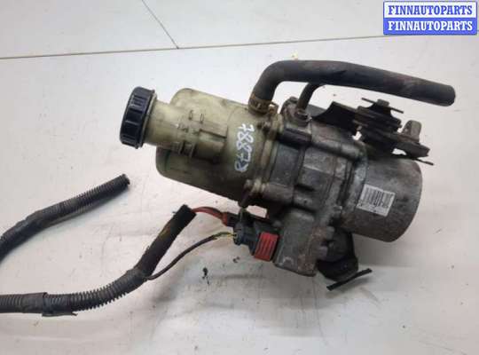 Насос электрический усилителя руля RN1571884 на Dacia Duster 2010-2017