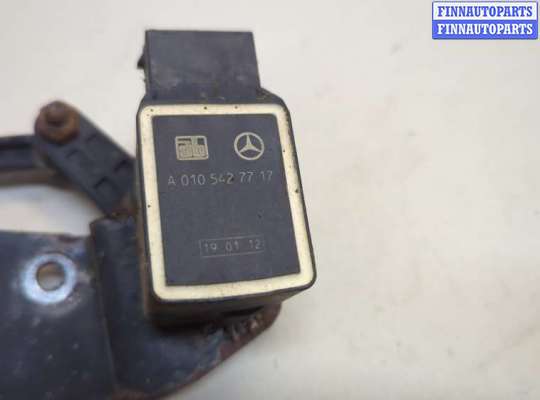 Датчик дорожного просвета на Mercedes-Benz GL (X164)