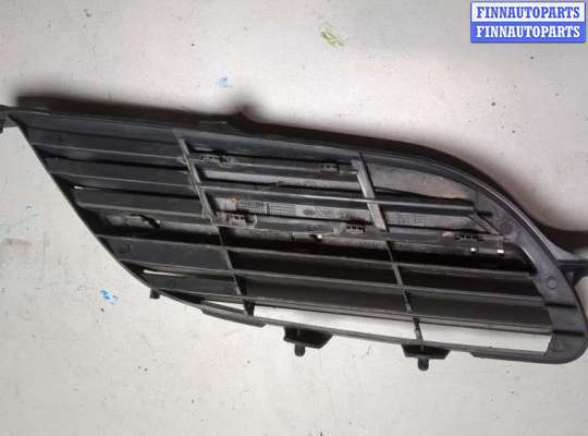купить Решетка радиатора на Nissan Almera Tino
