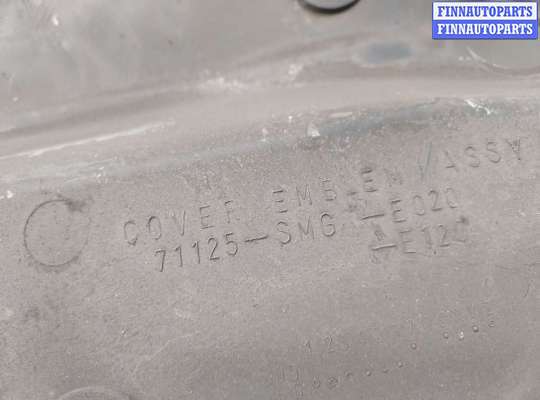 купить Накладка замка капота на Honda Civic 2005-2012