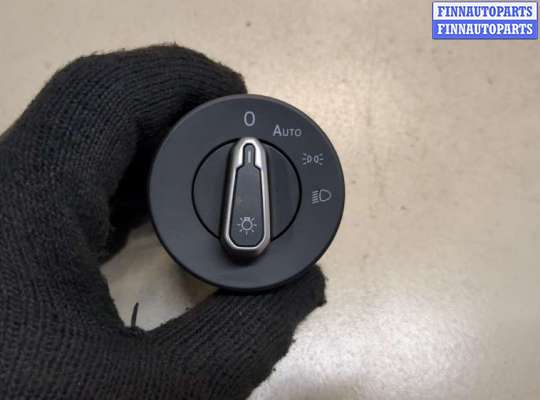Переключатель света на Volkswagen Jetta VII (A7)