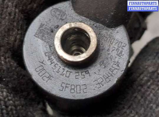 купить Форсунка топливная на Volvo V50 2004-2012