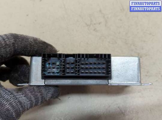 купить Блок управления раздаткой на Land Rover Discovery 3 2004-2009