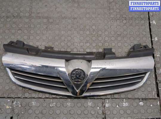 купить Решетка радиатора на Opel Zafira B 2005-2014