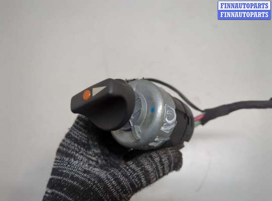 Купить Переключатель света на Mercedes S W126 1979-1991 Переключатель света MB1709438 на Mercedes S W126 1979-1991