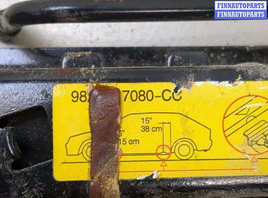 купить Домкрат на Ford Focus 1 1998-2004