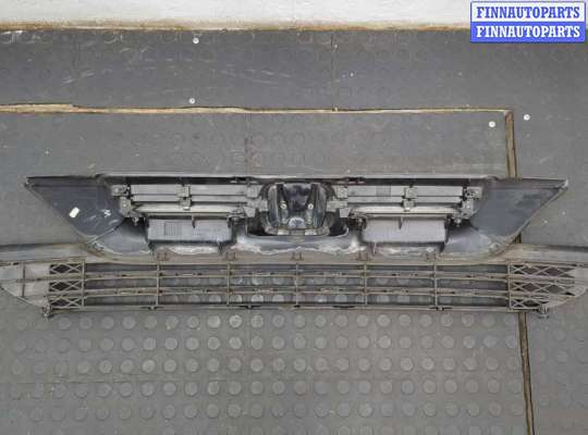 купить Решетка радиатора на Honda CR-V 2006-2012