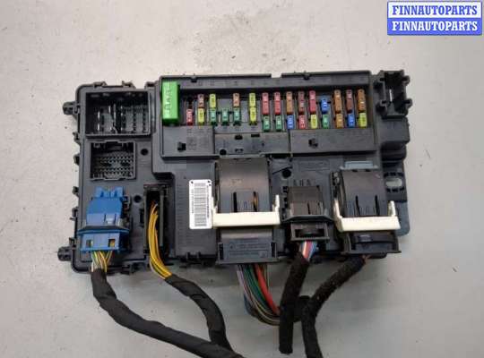 купить Блок предохранителей на Ford Explorer 2015-2019