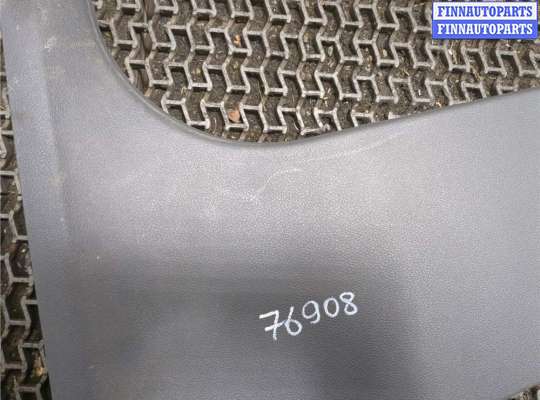 купить Обшивка центральной стойки на Ford Focus 2 2005-2008