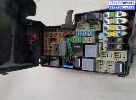 купить Блок предохранителей на Ford C-Max 2002-2010