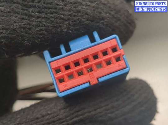 купить Зеркало боковое на Volvo S40 2004-