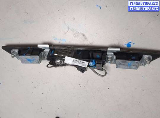 Подсветка номера AU1729520 на Audi Q7 2005-2015