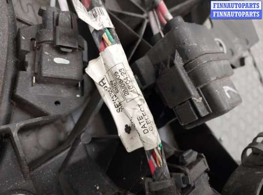 купить Замок капота на Renault Scenic 2009-2012