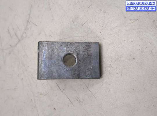 купить Петля двери на BMW X5 E70 2006-2013