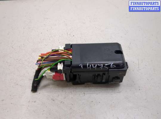 купить Блок предохранителей на Citroen C4 Grand Picasso 2013-2018